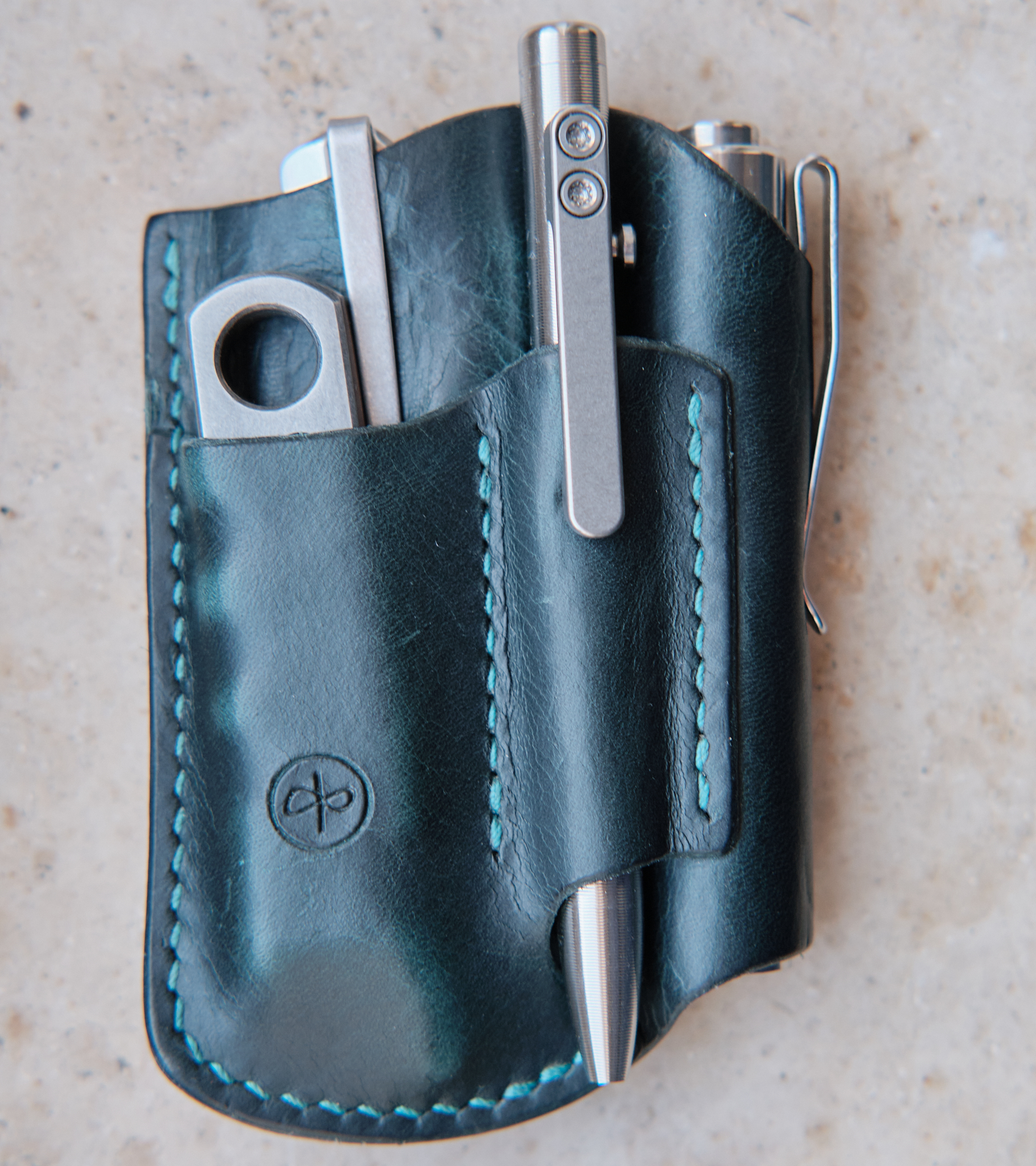 dp-stealandleather-lightslip.jpg