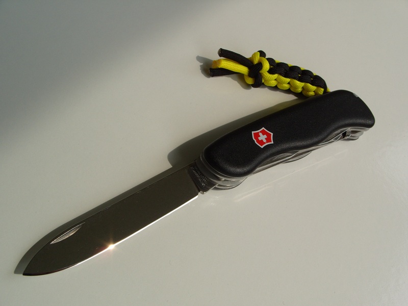 Victorinox_Outrider_1_.jpg