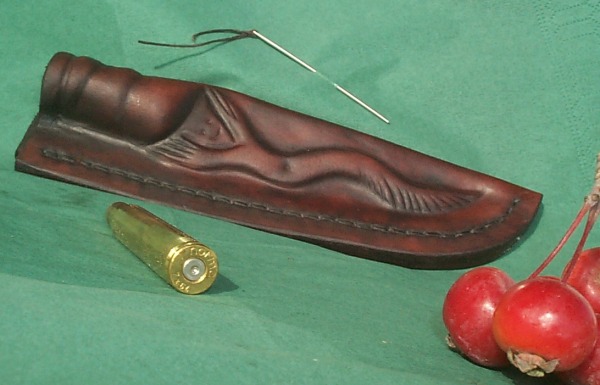 Messer_Nr_3_gr_Scheide_2.jpg