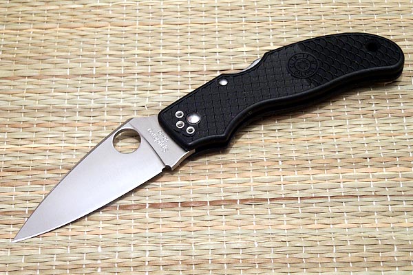 Spyderco_cal_big.jpg