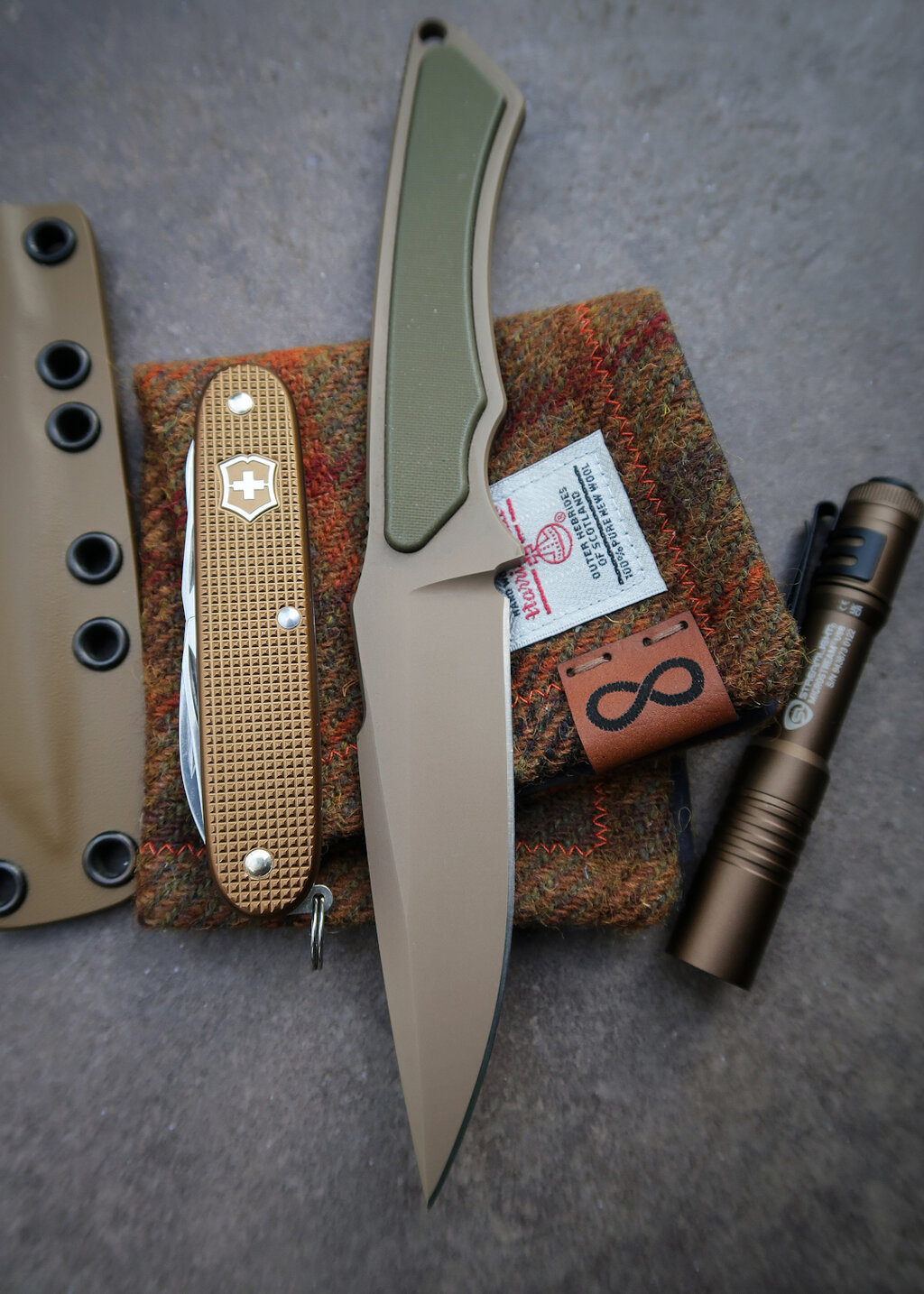 48713196nv.jpg