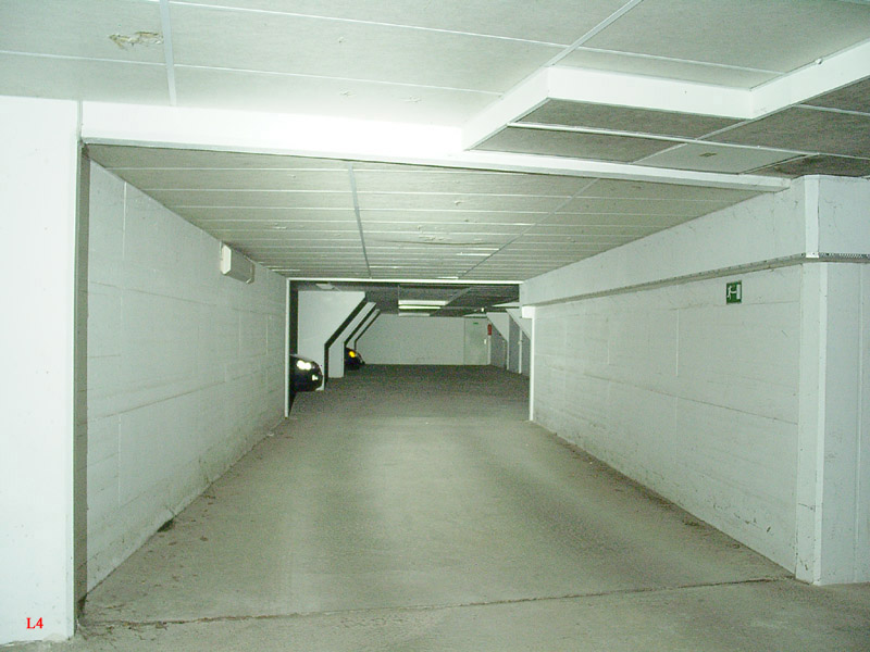 213_p1998.jpg