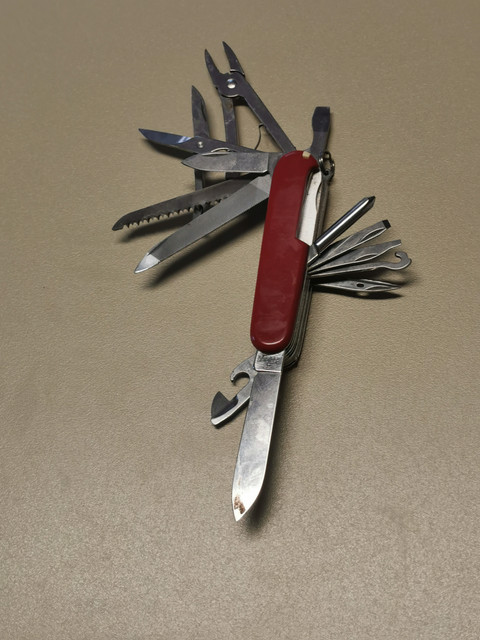 Taschenmesser-VOM.jpg