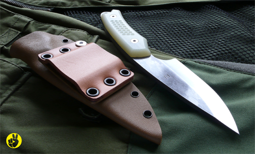 Hunter-Holster1.jpg