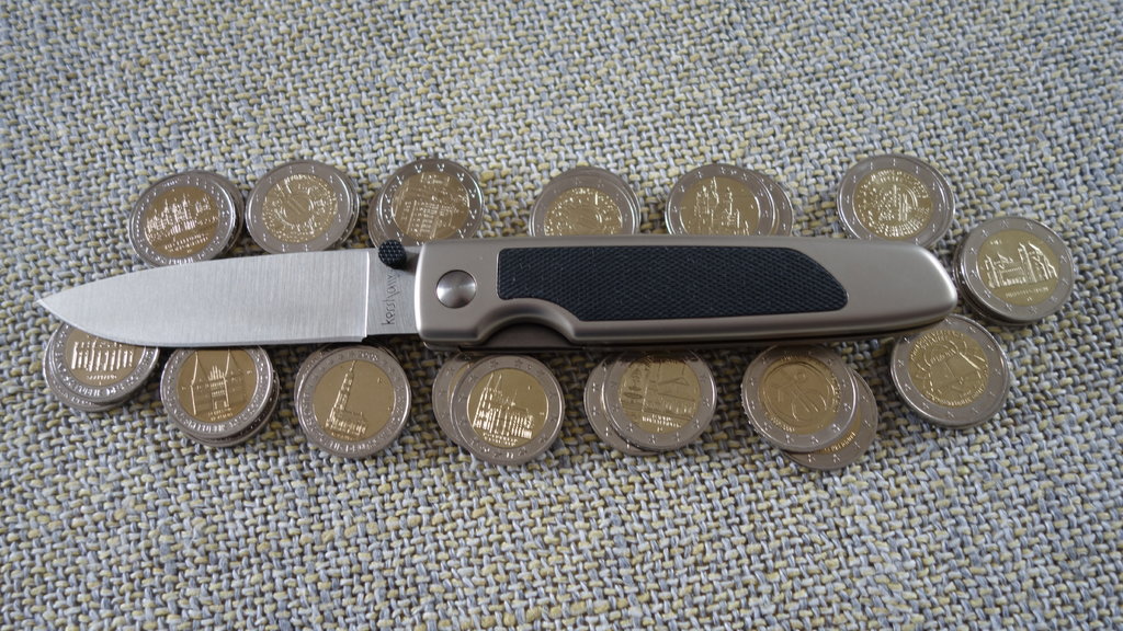 45573076dk.jpg