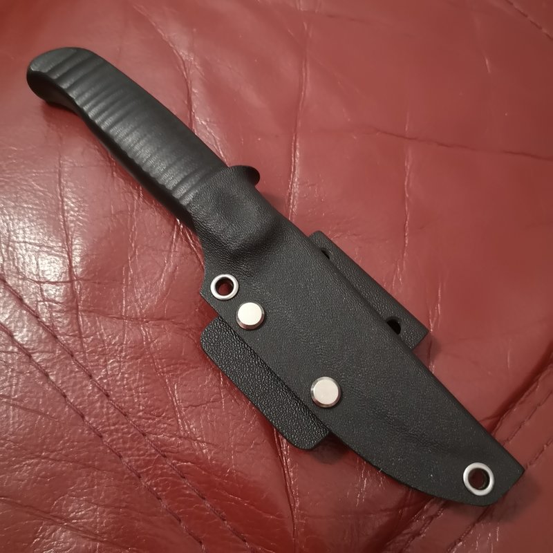 42450748xn.jpg