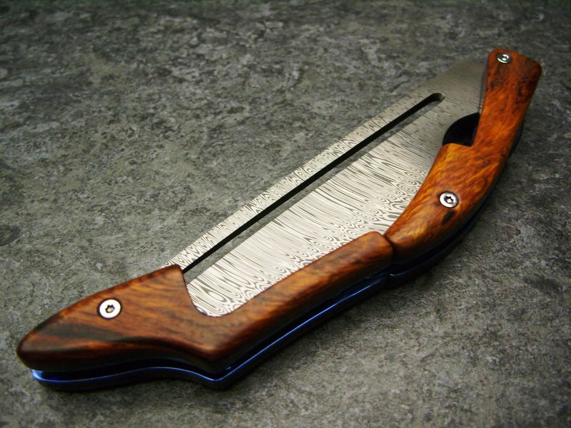 comp_Shapeshifter_geschlossen_2.jpg