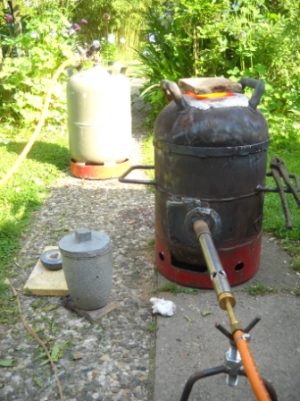 Tiegelstahlschmelze_006.JPG