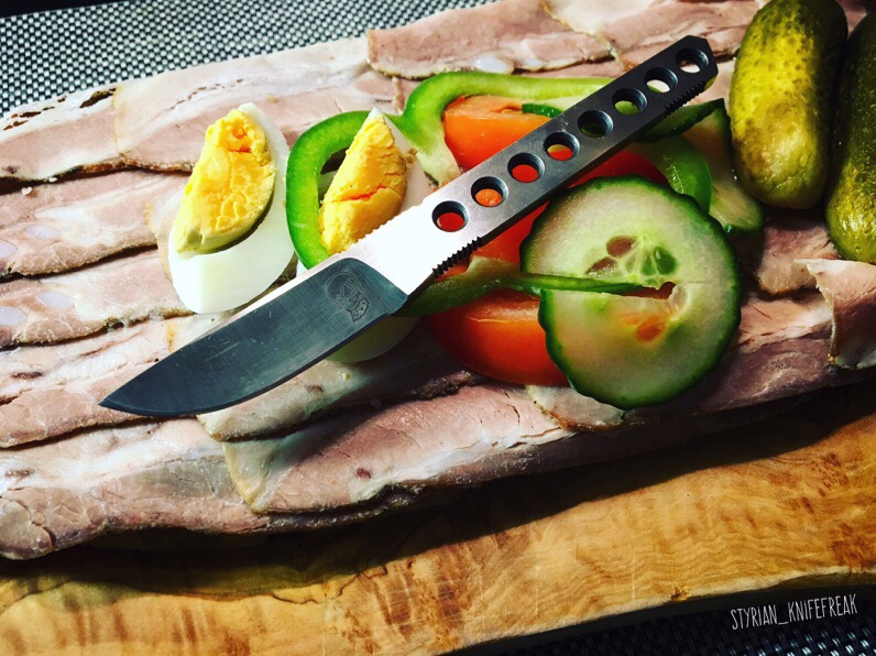 9fd22ef6880a4fcb0edf97bd8b012e7b.jpg