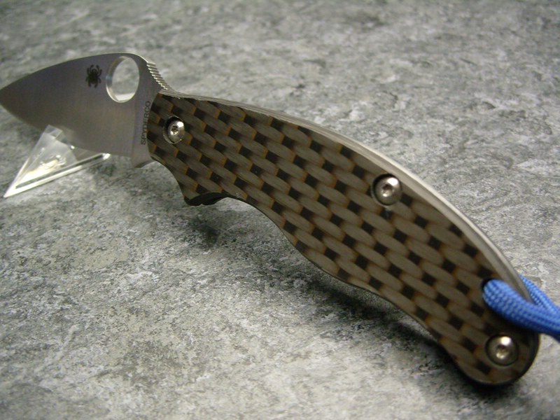 comp_Spyderco_UKPK_Carbon_6.jpg