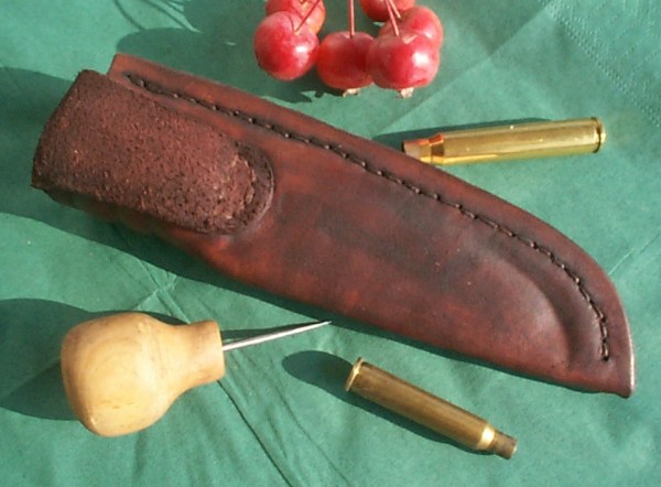 Messer_Nr_3_gr_Scheide_R_ckseite.jpg