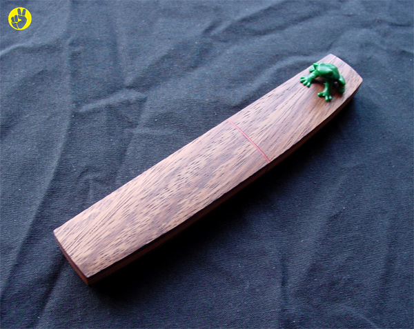 Frogg-7.jpg