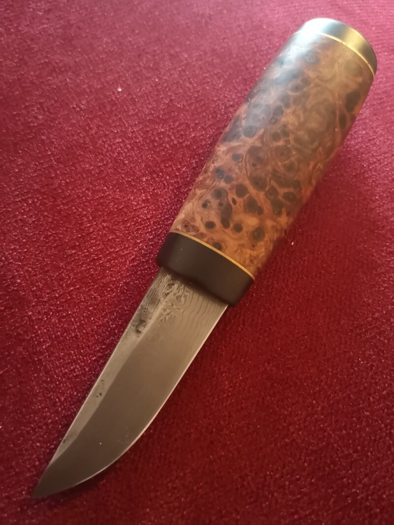 49190571tt.jpg