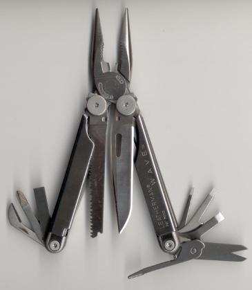 Leatherman%20Wave%201.jpg