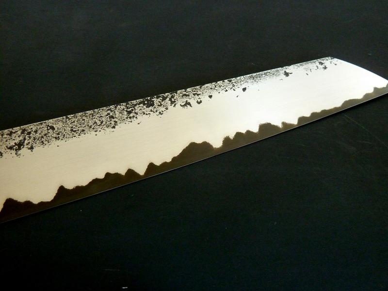 30095989dp.jpg