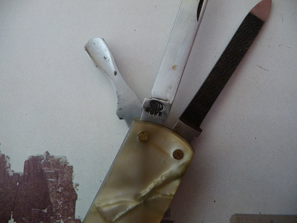 34235923gl.jpg