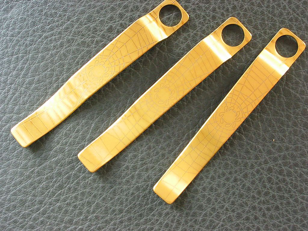 forum-knife-3clips.jpg