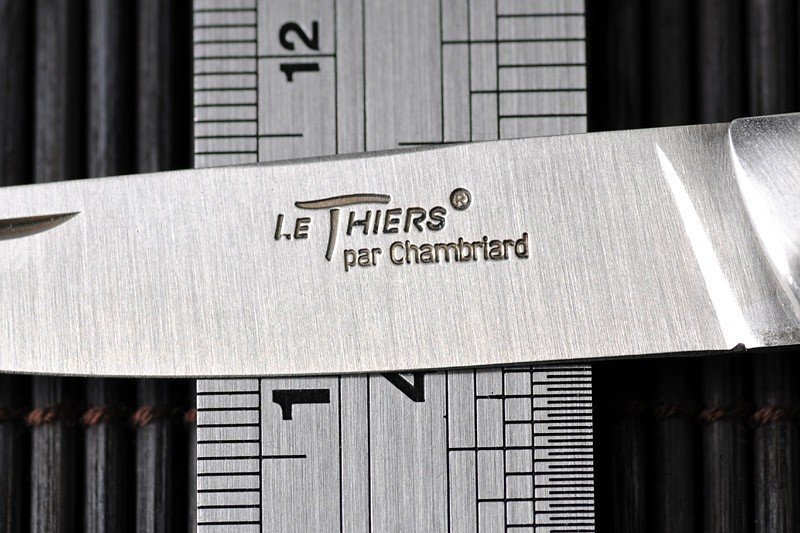 chambriard-compact-macro-4865fert.jpg