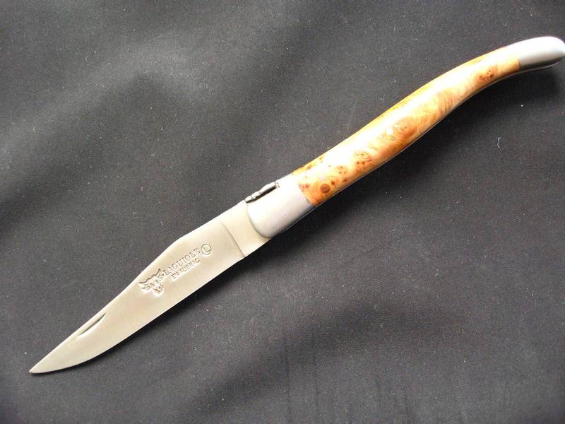 Laguiole_en_aubrac_001.jpg