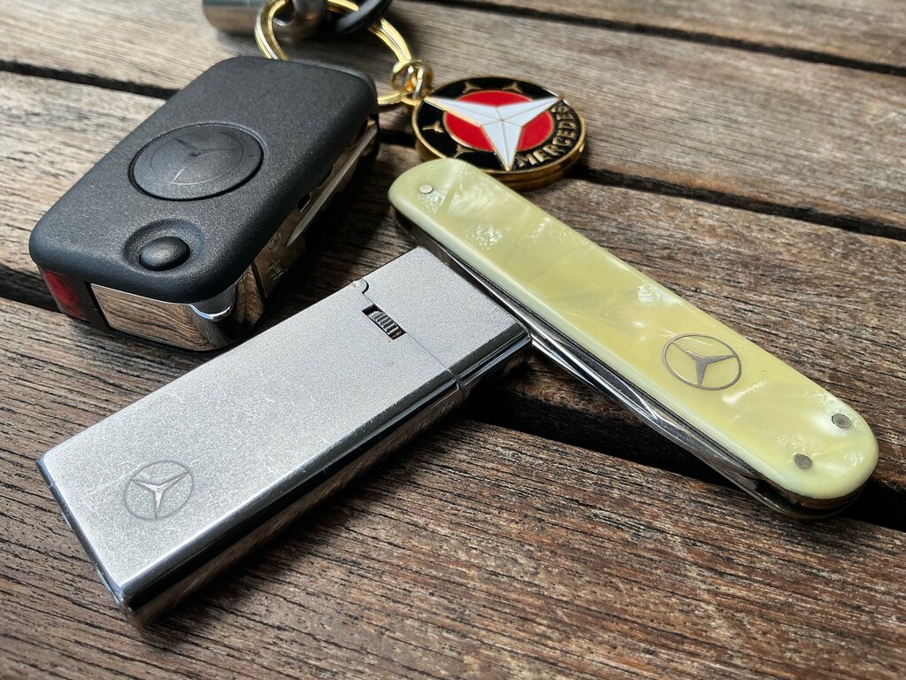 49911220os.jpg